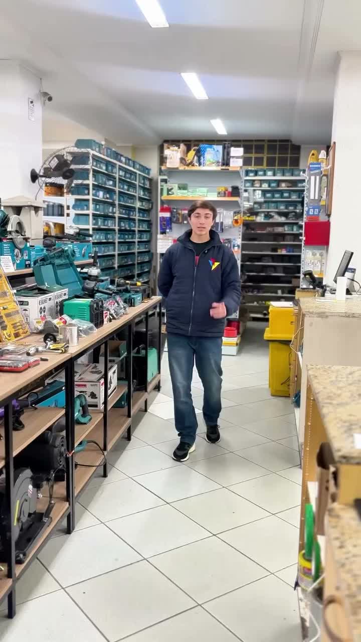 Video post from fermakoficial.