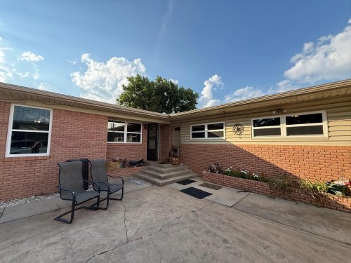 Carousel post from renoviewusa.