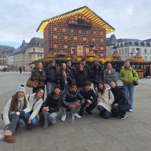 Carousel post from ellacuriazurbaranbhi.