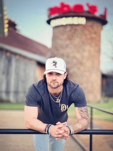 Photo post from reddirthatco.