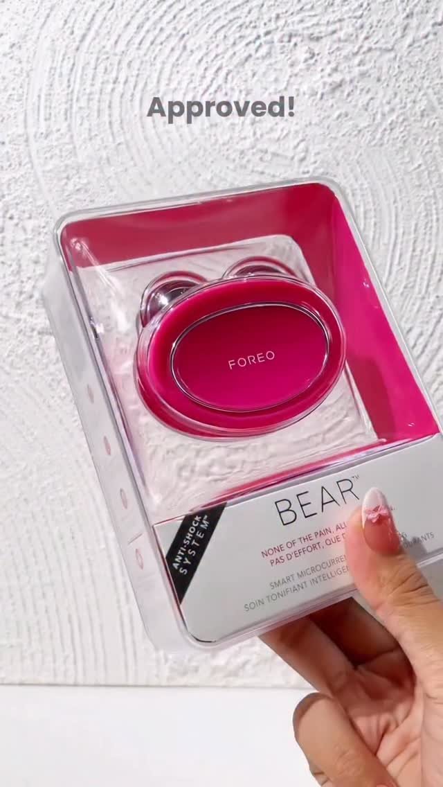 FOREO BEAR™ mini | Compact Microcurrent Device | Instant Facelift