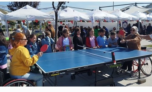 Carousel post from turkiyemasatenisifederasyonu.