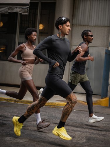 Carousel post from liveoficial.