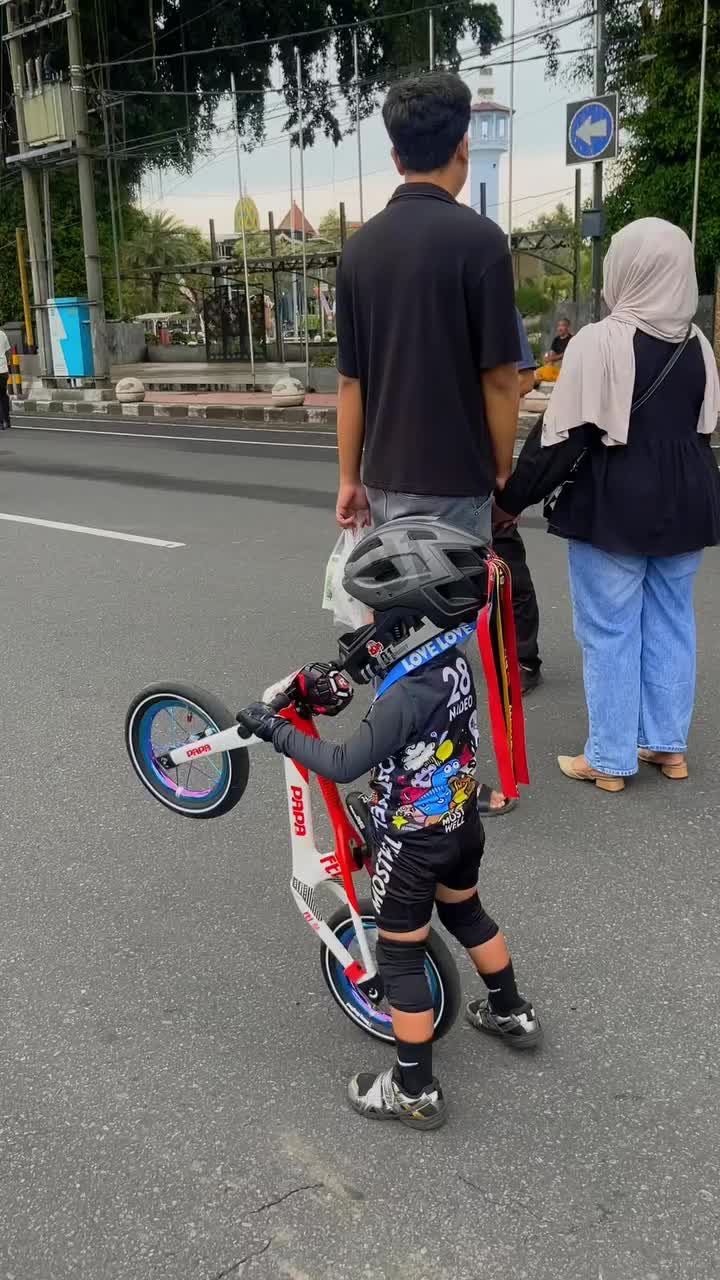 Video post from pemkotblitar.