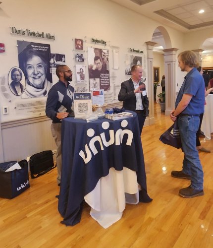 Carousel post from unumcareers.