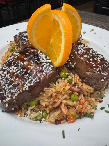 Photo post from laurasbarandgrill.