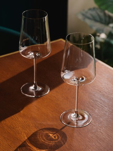 Photo post from clubdvin.