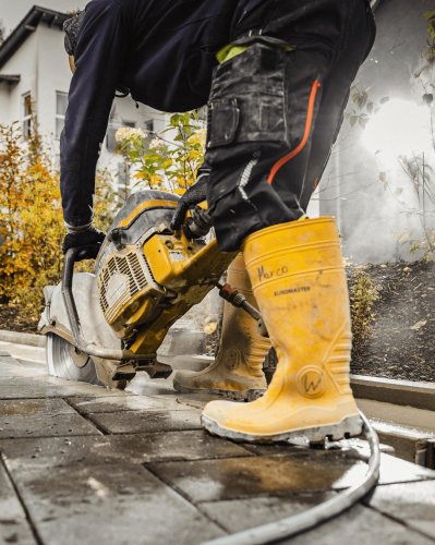 Carousel post from klingsporusa.