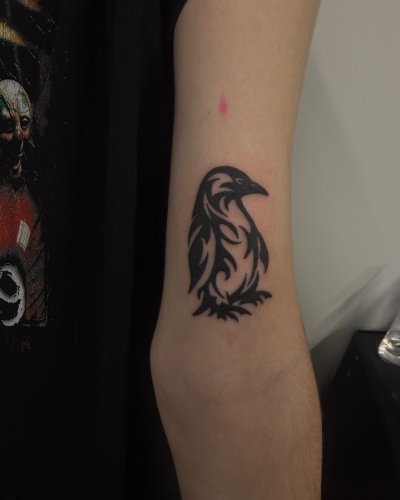 Photo post from lovetattoossandhurst.