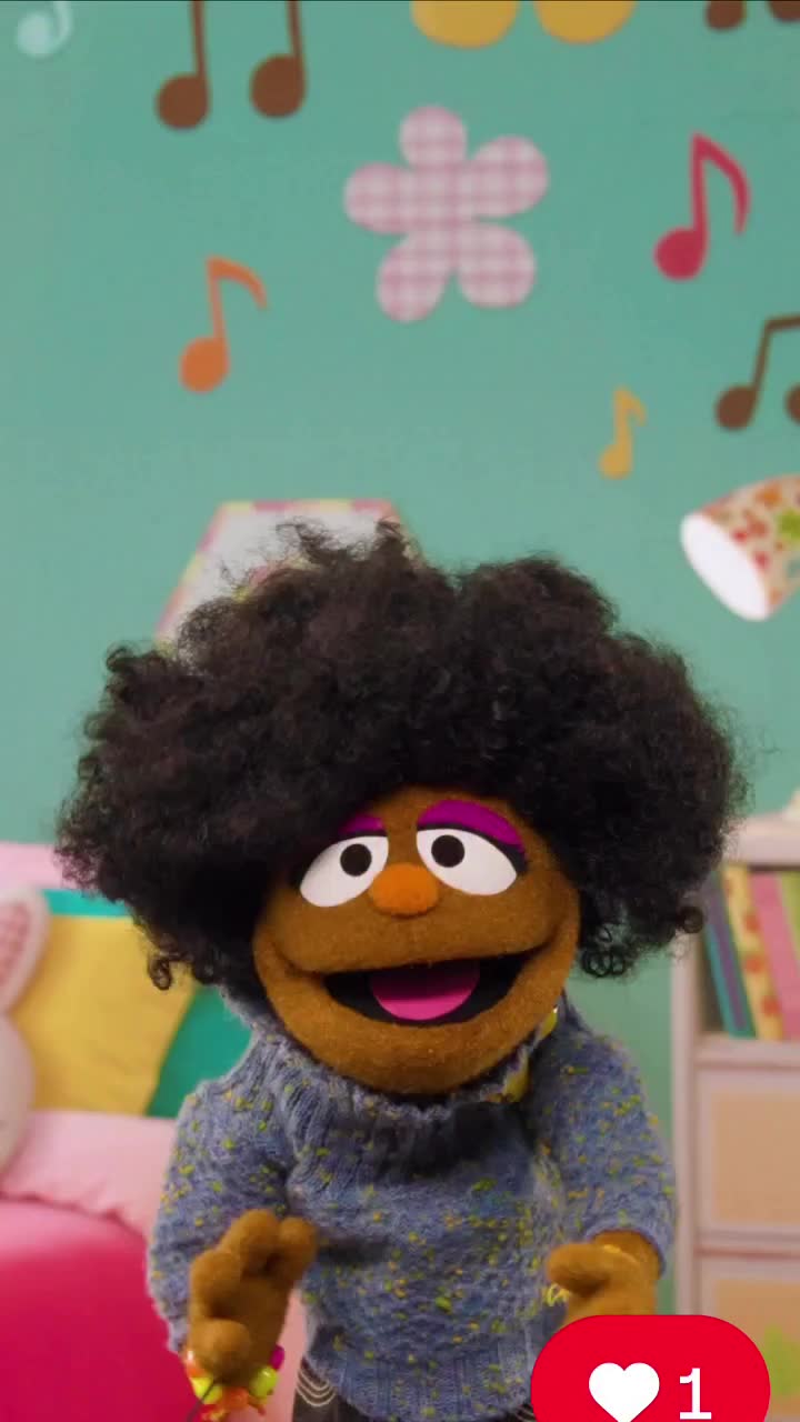 Video post from mixedchickshair.