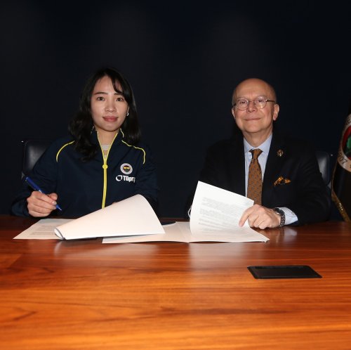 Carousel post from turkiyemasatenisifederasyonu.