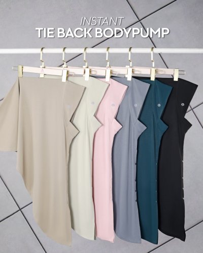 Carousel post from galeriariani.