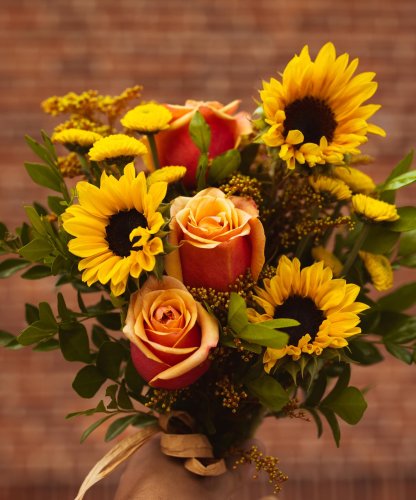 Photo post from thefamilyflowers.