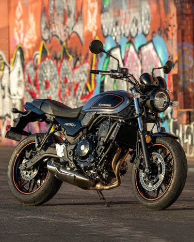 Carousel post from bertsmegamall.