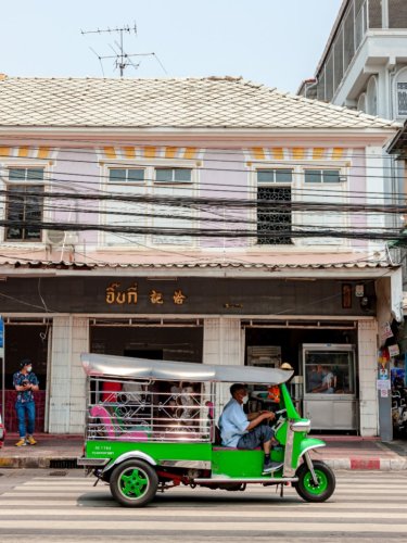 Carousel post from amazingthailandjp.