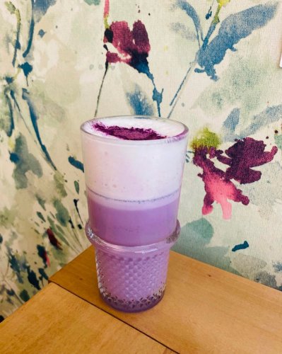 Carousel post from miditreizepontarlier.