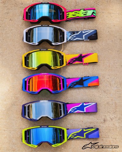 Photo post from motomax.