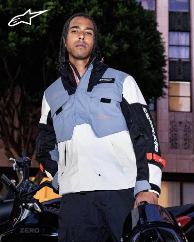 Photo post from motomax.