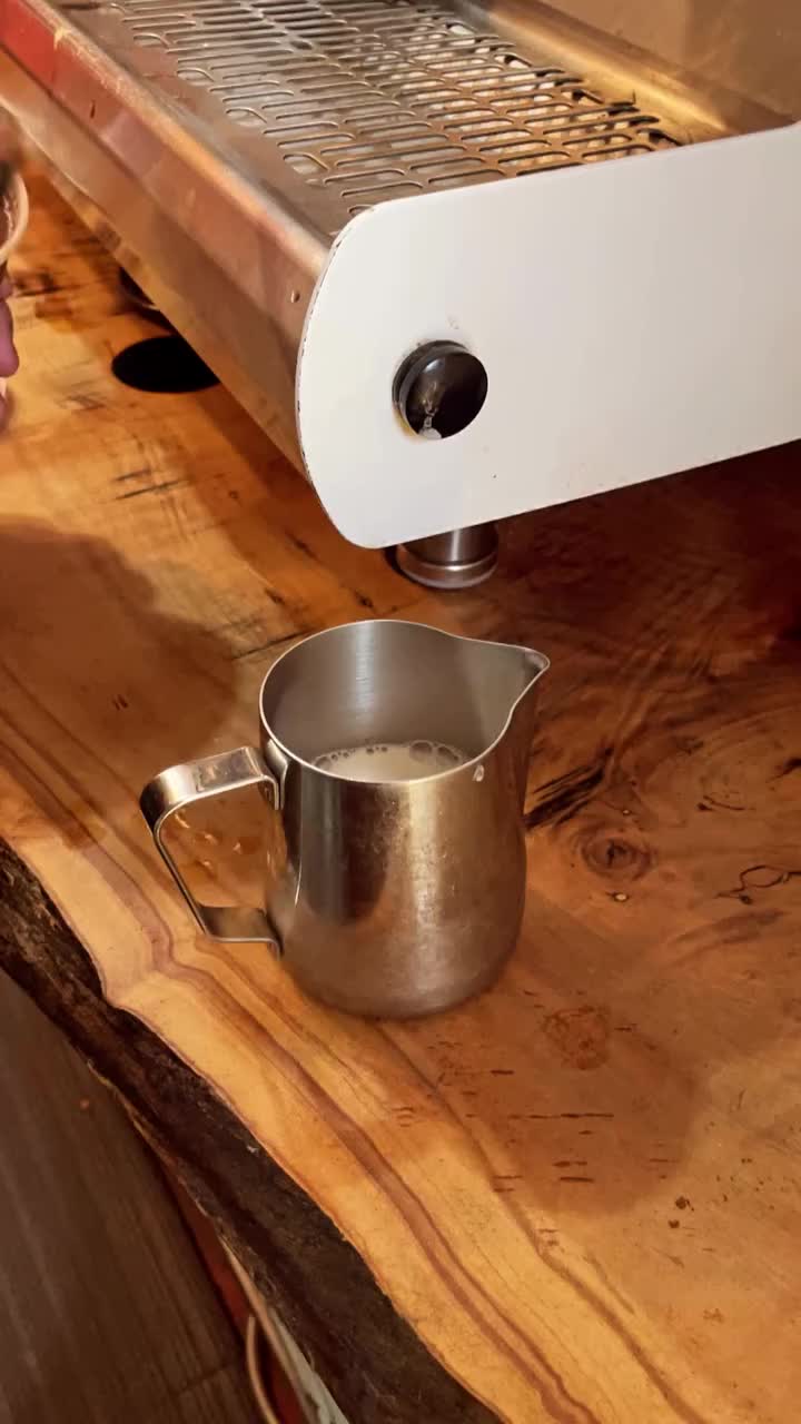 Video post from equianocoffee.