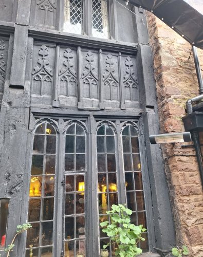 Carousel post from bradbury2639.