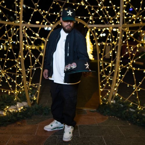 Carousel post from exclusive.fitted.