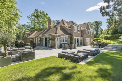 Carousel post from saltfilm_locations.