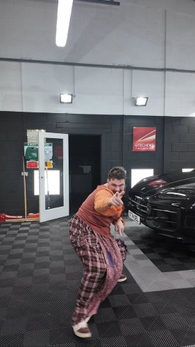 Video post from spotlessdetailing_group.