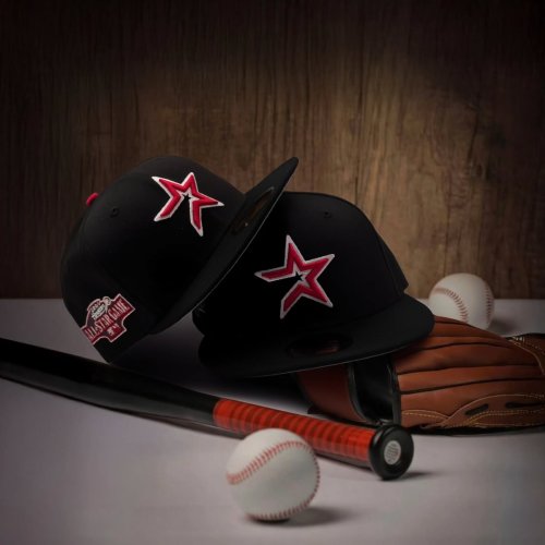 Carousel post from exclusive.fitted.