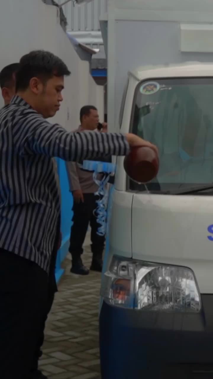 Video post from pemkotblitar.