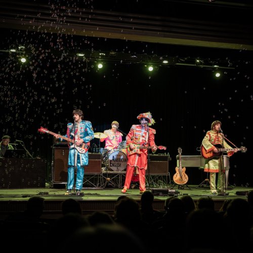 Carousel post from gortoncenterlf.