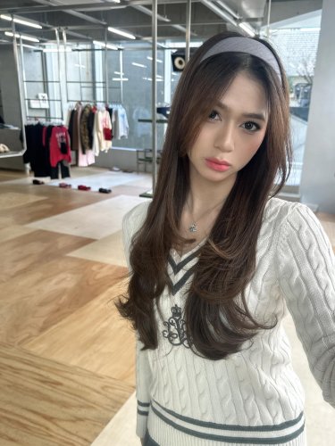 Carousel post from jkt48.kathrina.