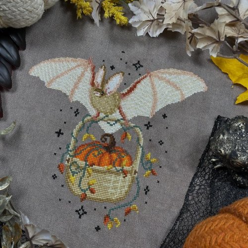 Carousel post from thestitchcrypt.