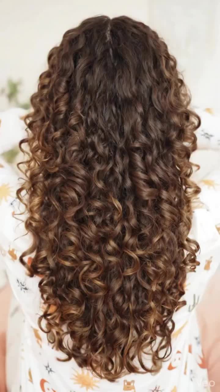 Video post from mixedchickshair.