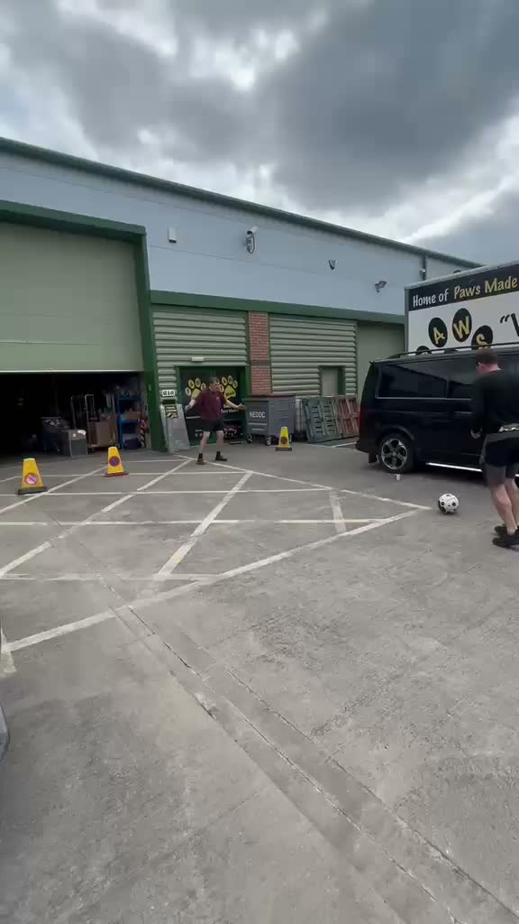 Video post from pawstrading.