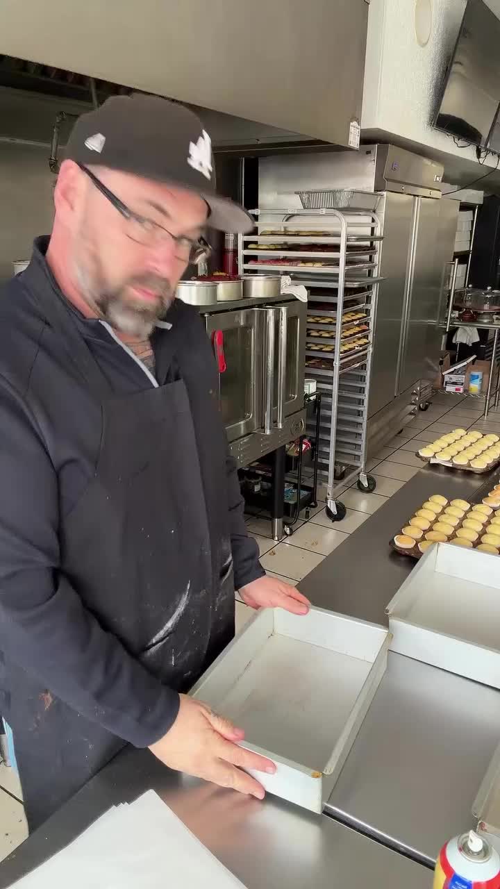 Video post from famous_creations_catering.