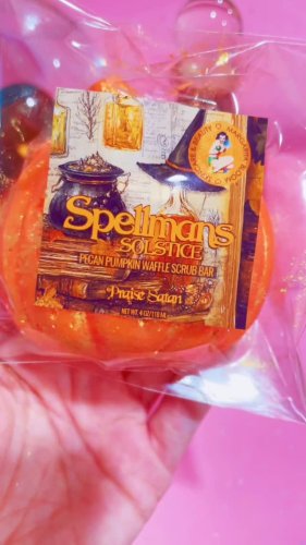 Video post from margaritabloom.