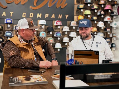 Carousel post from reddirthatco.