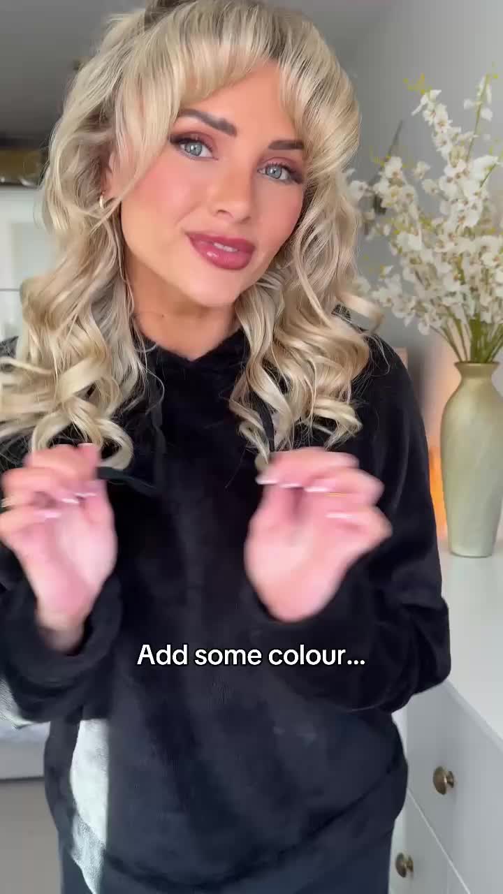 Video post from lovehoneyofficial.