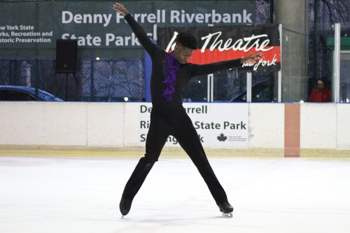Carousel post from icetheatreofny.