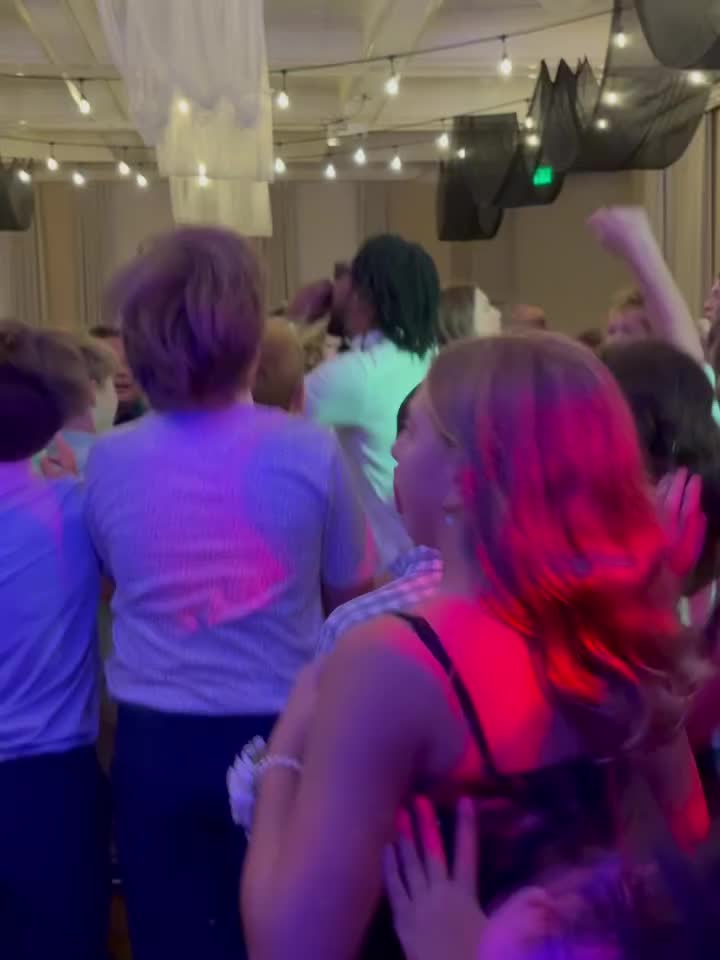 Carousel post from gortoncenterlf.