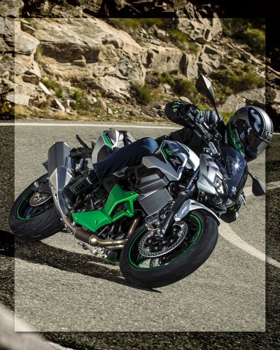 Carousel post from bertsmegamall.