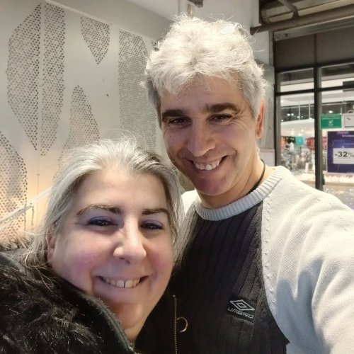 Carousel post from lemondemagiquedescristaux.