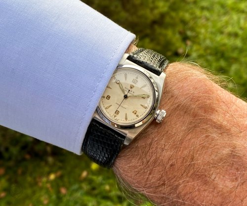 Carousel post from schoenesammleruhren.