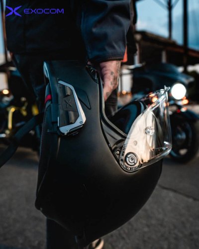 Photo post from motomax.