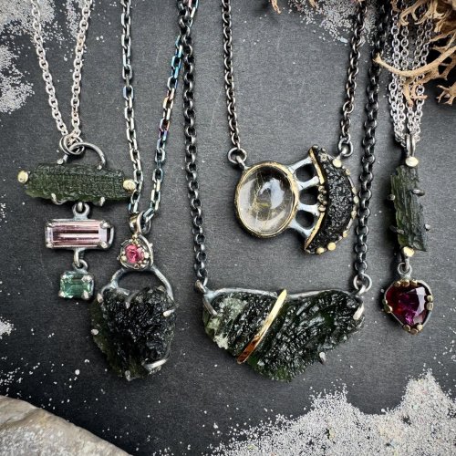 Carousel post from sylviemajerova.