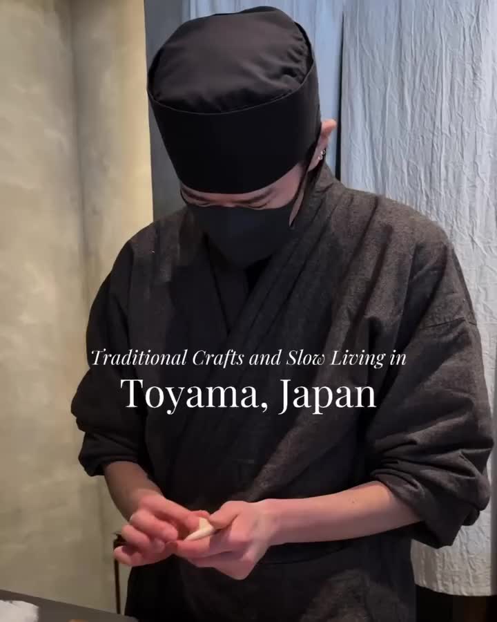 Carousel post from bluesky.escapes.