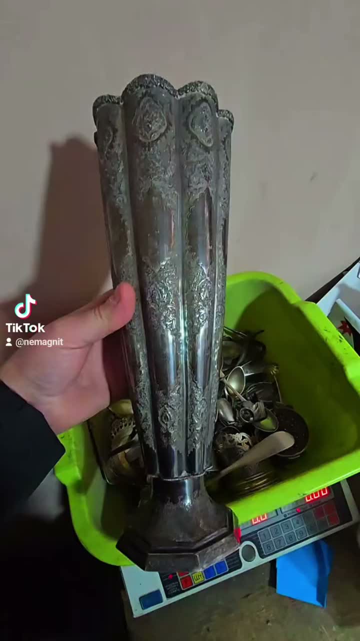 Video post from nemagnit.company.