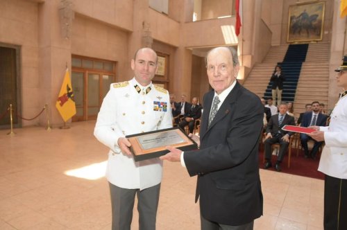 Carousel post from escuelamilitaroficial.