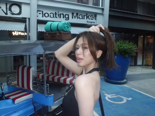 Carousel post from jkt48.kathrina.