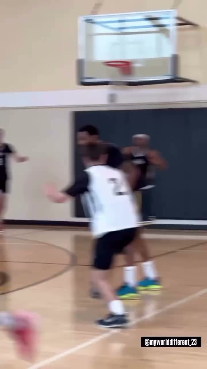 Video post from theroundleague.